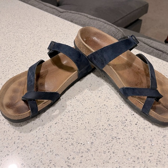 Birkenstocks Tabora in Navy Blue Suede type uppers. Size EU 40 (9 to 9.5) - Picture 6 of 11